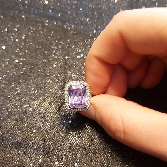 CZ and lavender cocktail ring - Picture 2 of 3